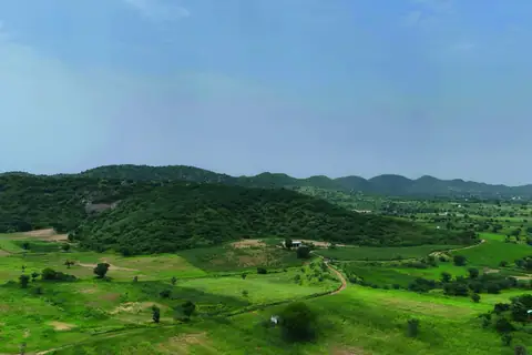 Aerial view of the 30-acre agricultural land parcel in Mahendragarh, Haryana