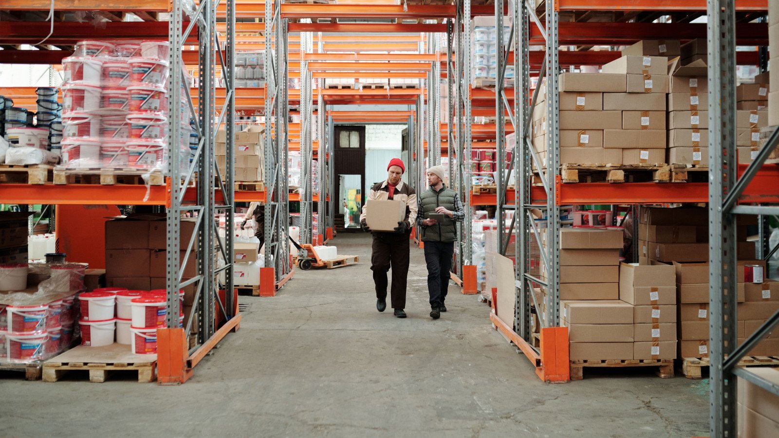 Modern Grade-A warehouse and logistics distribution facility, representative of NCR industrial real estate in 2026